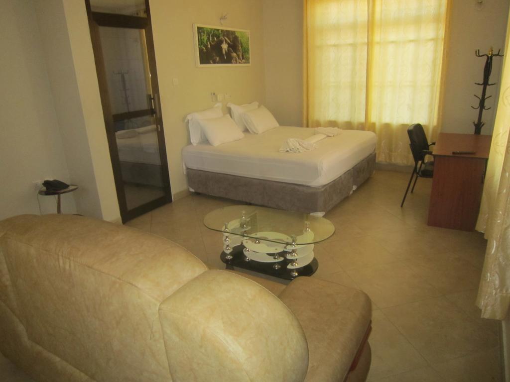 Fq Hotel Limited Dar es Salaam Exterior photo